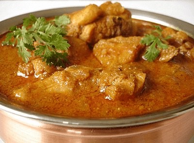 Chicken in Coconut Gravy with Crispy Rice Wafers - Mangalorean Kori Roti